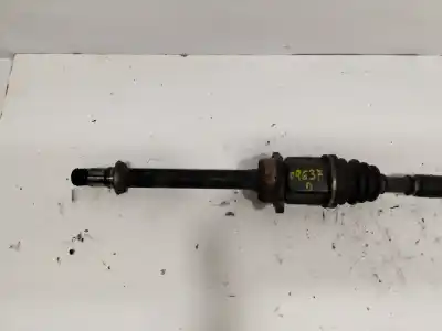 Second-hand car spare part front right transmission for toyota corolla (e12) 2.0 d-4d linea luna berlina oem iam references   