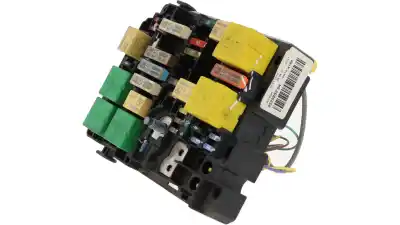 Peça sobressalente para automóvel em segunda mão caixa de fusíveis e relés por peugeot 208 active 81 cv / 60 kw referências oem iam 4525852