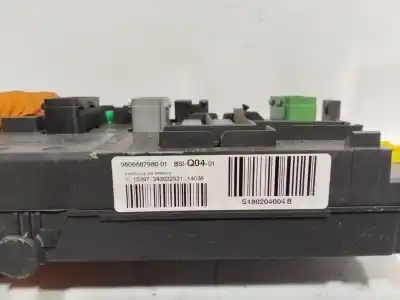 Pezzo di ricambio per auto di seconda mano scatola relè/fusibili per citroen c4 picasso ii 1.6 hdi / bluehdi 115 riferimenti oem iam 9806687980-01  
