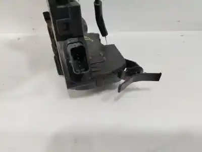 Pezzo di ricambio per auto di seconda mano serratura porta anteriore sinistra per renault captur adventure riferimenti oem iam 805014463r  
