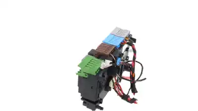 Автозапчасти б/у блок реле/предохранителей за mercedes-benz clase c (w205) lim. c 220 d (205.014) 194 cv / 143 kw ссылки oem iam a2139068801  