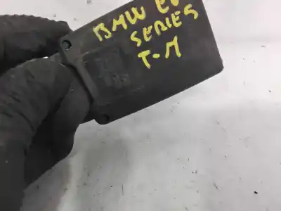 Pezzo di ricambio per auto di seconda mano gancio cintura posteriore centrale per bmw 5 (e60) 520 i riferimenti oem iam 7059774  