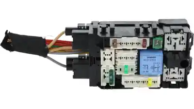 Автозапчасти б/у блок реле/предохранителей за citroen c4 lim. business ссылки oem iam 9665492680  