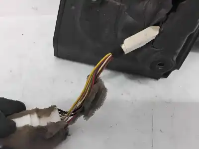 Автозапчастина б/у правий задний огляд для ford ka (ccu) ford ka посилання на oem iam e8030023  