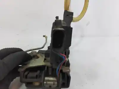 Peça sobressalente para automóvel em segunda mão Fechadura Da Porta Dianteira Direita por AUDI A2 (8Z) * Referências OEM IAM 8Z1837016  