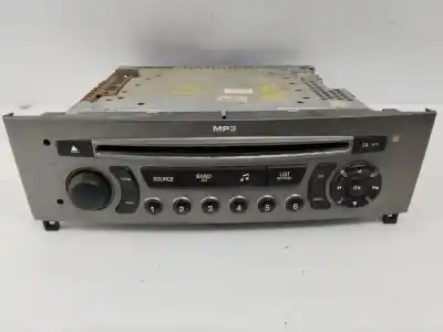 Pezzo di ricambio per auto di seconda mano impianto audio / radio cd per toyota corolla (e12) 2.0 d-4d linea sol berlina riferimenti oem iam 96650206xh  