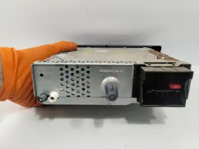 Pezzo di ricambio per auto di seconda mano impianto audio / radio cd per toyota corolla (e12) 2.0 d-4d linea sol berlina riferimenti oem iam 96650206xh  