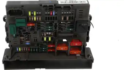 Pezzo di ricambio per auto di seconda mano scatola relè/fusibili per bmw x1 (e84) sdrive 20 d riferimenti oem iam 911944605  