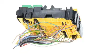 Second-hand car spare part fuse box unit for peugeot 208 style oem iam references 9804848480