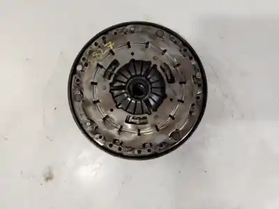 Pezzo di ricambio per auto di seconda mano Kit Frizione per BMW SERIE 1 BERLINA (E81/E87) 118d Riferimenti OEM IAM 124052310  