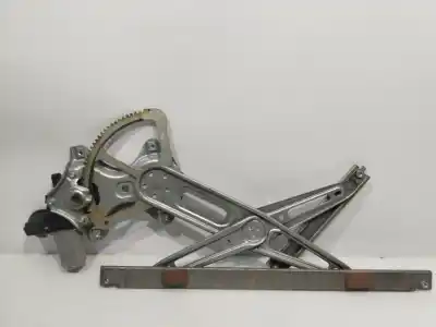 Peça sobressalente para automóvel em segunda mão Elevador De Vidros Dianteiro Direito por TOYOTA AURIS (E18) TOYOTA AURIS Referências OEM IAM 857100D100  