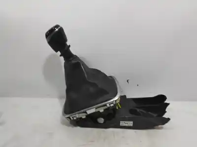 Second-hand car spare part gear lever for renault kadjar life oem iam references 9617840