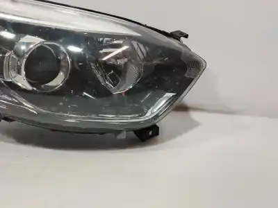 Second-hand car spare part right headlight for renault captur zen oem iam references 260100947r  