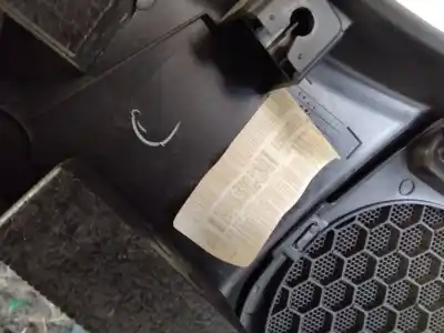 Peça sobressalente para automóvel em segunda mão forra / revestimento da porta traseira direita por renault captur zen referências oem iam 829a00823r  