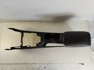 Pezzo di ricambio per auto di seconda mano bracciolo centrale per hyundai i30 (pd) go riferimenti oem iam   