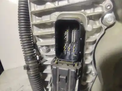 Pezzo di ricambio per auto di seconda mano riduttore per renault captur zen riferimenti oem iam dc4006  