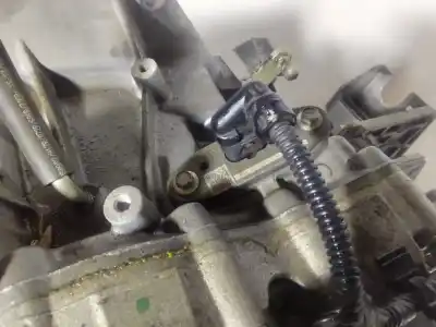 Pezzo di ricambio per auto di seconda mano riduttore per renault captur zen riferimenti oem iam dc4006  