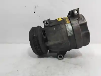 Peça sobressalente para automóvel em segunda mão compressor de ar condicionado a/a a/c por opel vivaro combi 2.7t corto 101 cv / 74 kw referências oem iam 7700105765