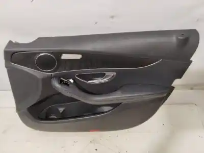 Pezzo di ricambio per auto di seconda mano rivestimento porta anteriore destro per mercedes-benz clase c (w205) lim. c 220 d (205.014) 194 cv / 143 kw riferimenti oem iam 2450903  