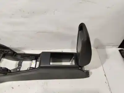 Pezzo di ricambio per auto di seconda mano bracciolo centrale per audi a3 sportback (8va) ambiente riferimenti oem iam 8v1863243a  