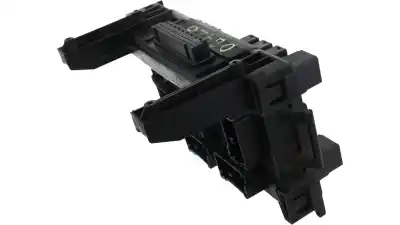 Second-hand car spare part fuse box unit for chrysler 300 c 3.0 crd cat oem iam references 16238ac  