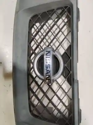 Peça sobressalente para automóvel em segunda mão grelha frontal por nissan navara pick-up (d40m) doble cab fe 4x4 referências oem iam 623105x00  