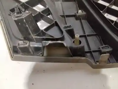 Peça sobressalente para automóvel em segunda mão grelha frontal por nissan navara pick-up (d40m) doble cab fe 4x4 referências oem iam 623105x00  