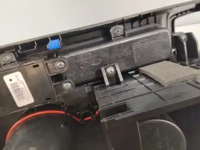 Second-hand car spare part central console trim for kia xceed etech phev 141 cv / 104 kw oem iam references 84698j7000  