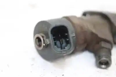 Second-hand car spare part INJECTOR for PEUGEOT 607 (S1) Básico OEM IAM references 9637277980  