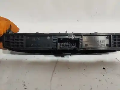 Peça sobressalente para automóvel em segunda mão INTERRUPTOR 4 PISCAS - EMERGÊNCIA por PEUGEOT 308 Confort Referências OEM IAM 9659417177  