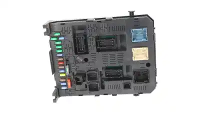 Second-hand car spare part fuse box unit for peugeot 308 access oem iam references   