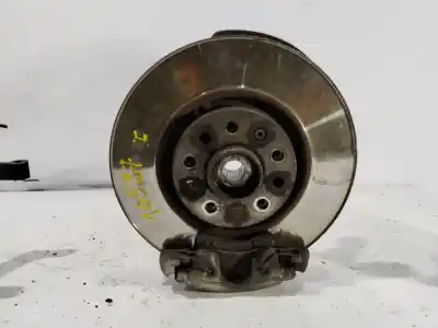 Second-hand car spare part front left knuckle for opel zafira b cosmo oem iam references   