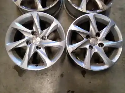 Peça sobressalente para automóvel em segunda mão Jogo De Jantes por PEUGEOT 208 Access Referências OEM IAM   