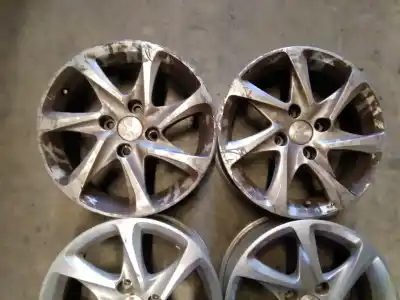 Peça sobressalente para automóvel em segunda mão jogo de jantes por peugeot 208 access referências oem iam   