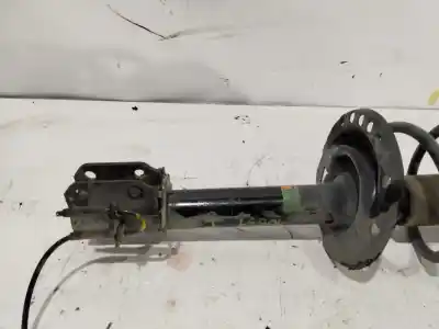 Peça sobressalente para automóvel em segunda mão amortecedor dianteiro esquerdo por dacia sandero stepway referências oem iam 