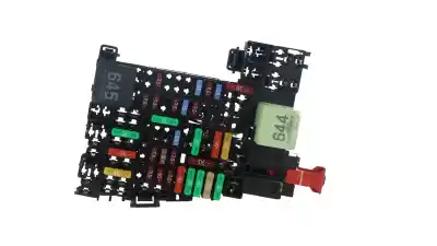 Pezzo di ricambio per auto di seconda mano scatola relè/fusibili per seat arona reference plus riferimenti oem iam 2q0937615a