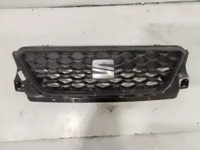 Second-hand car spare part front grille for seat arona reference plus oem iam references   