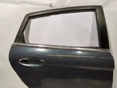 Peça sobressalente para automóvel em segunda mão porta do automóvel traseira direita por ford fiesta (ccn) * referências oem iam   