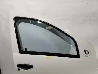 Second-hand car spare part front right door for dacia sandero ambiance oem iam references   