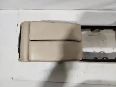 Second-hand car spare part CENTER ARMREST for VOLKSWAGEN TOUAREG (7P5) 3.0 V6 TDI BlueMotion R-Line OEM IAM references 7P1863243  
