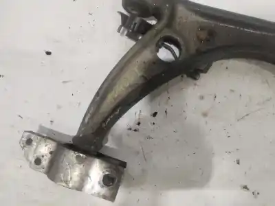 Pezzo di ricambio per auto di seconda mano BRACCIO DI SOSPENSIONE ANTERIORE SINISTRO INFERIORE per VOLKSWAGEN PASSAT B6 (3C2) 2.0 TDI 16V Riferimenti OEM IAM 3C0407151E  