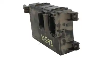 Peça sobressalente para automóvel em segunda mão caixa de fusíveis e relés por opel corsa d ´´111 years´´ referências oem iam 13265078  28100927