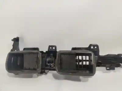 Piesă de schimb auto la mâna a doua GRILA AER pentru KIA SPORTAGE BLACK EDITION 2WD 131 CV / 97 KW Referințe OEM IAM 97420R2000  