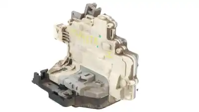 Автозапчастина б/у ЗАМОК ДВЕРЕЙ ЗАДНЬОГО ЛІВОГО для SEAT LEON (1P1) Comfort Limited Посилання на OEM IAM 1P0839015  