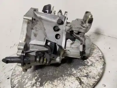 Second-hand car spare part gearbox for peugeot 308 active oem iam references 20et10