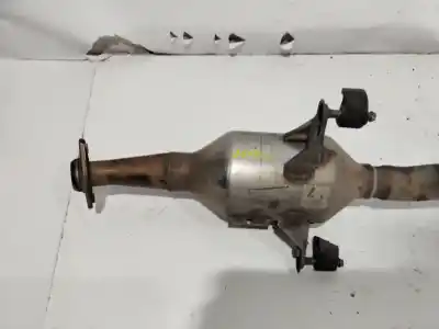 Peça sobressalente para automóvel em segunda mão Catalisador por TOYOTA COROLLA (E21) HYBRID STYLE 140 CV / 103 KW Referências OEM IAM 30T36  174100TJ10