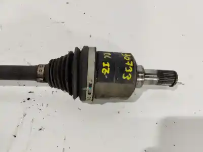 Second-hand car spare part FRONT LEFT TRANSMISSION for KIA SPORTAGE Concept 4x2 OEM IAM references   