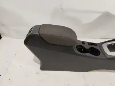 Peça sobressalente para automóvel em segunda mão APOIO DE BRAÇO CONSOLA CENTRAL por AUDI Q3 (8U) 2.0 TDI (103kW) Advance Referências OEM IAM   