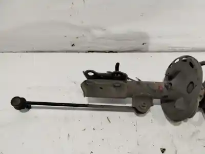 Pezzo di ricambio per auto di seconda mano ammortizzatore anteriore destro per toyota auris hybrid active riferimenti oem iam   