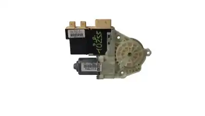 Peça sobressalente para automóvel em segunda mão motor elevador vidro dianteiro direito por kia ceed drive 136 cv / 100 kw referências oem iam 82460a2010  